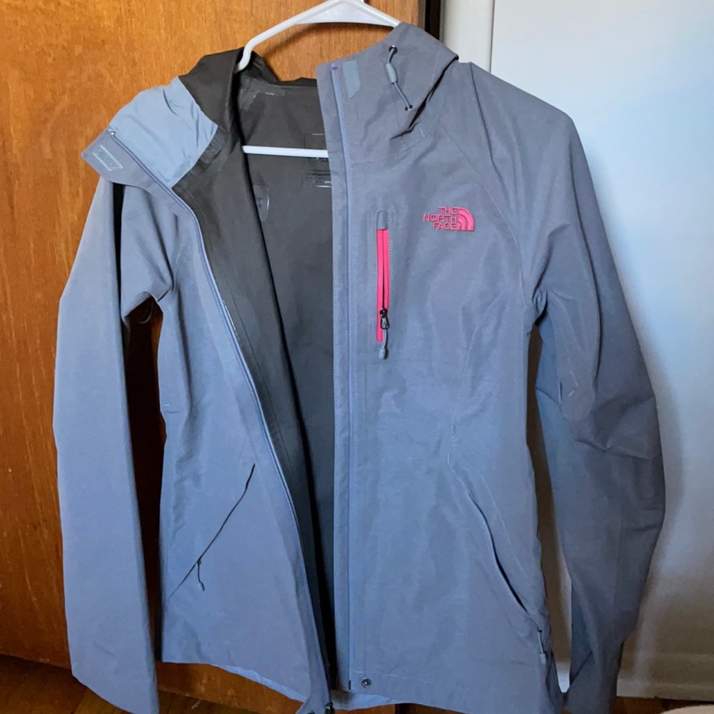 THE NORTH FACE WOMENS JACKET